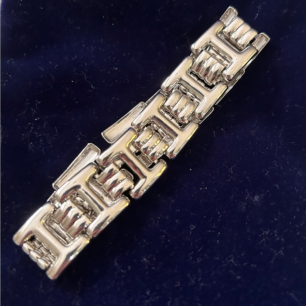 Monet Silver Link Bracelet